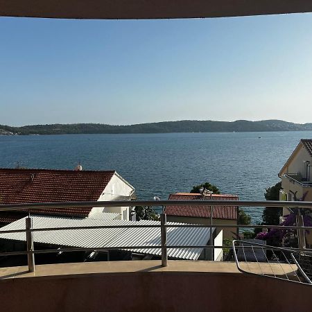 Apartman Lucia Trogir Exterior foto