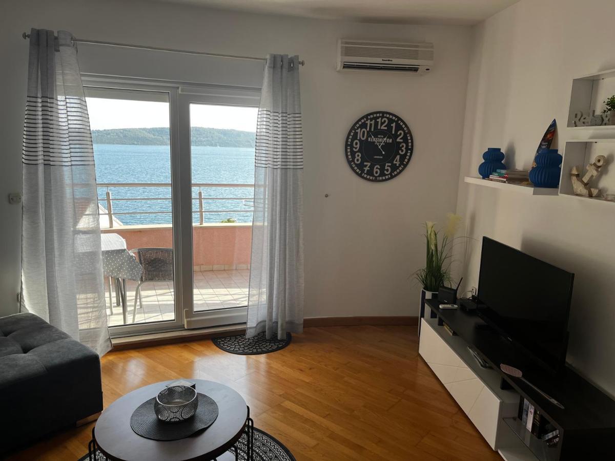 Apartman Lucia Trogir Exterior foto